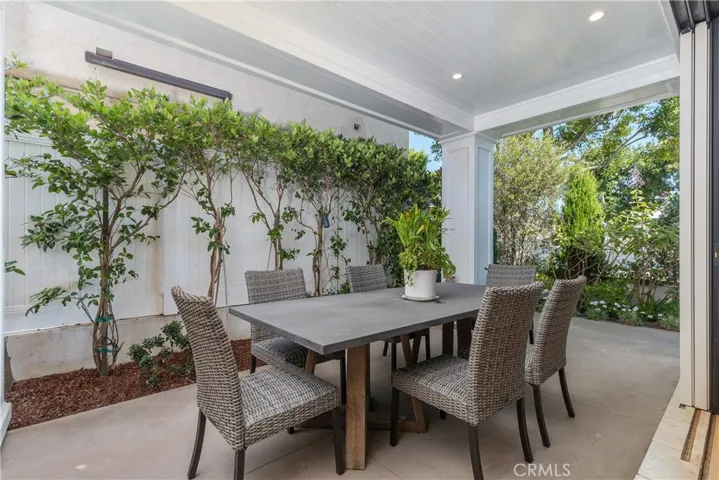 2149 E Ocean Boulevard, Newport Beach, California 92661