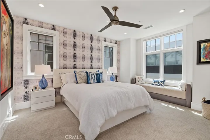 2149 E Ocean Boulevard, Newport Beach, California 92661