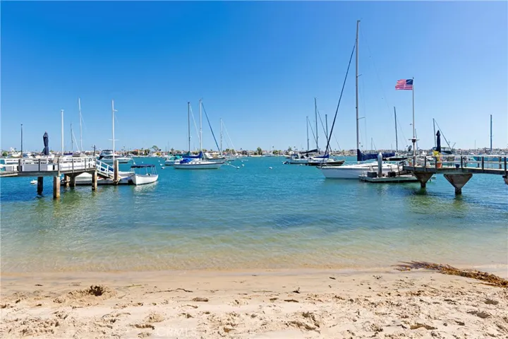 2149 E Ocean Boulevard, Newport Beach, California 92661
