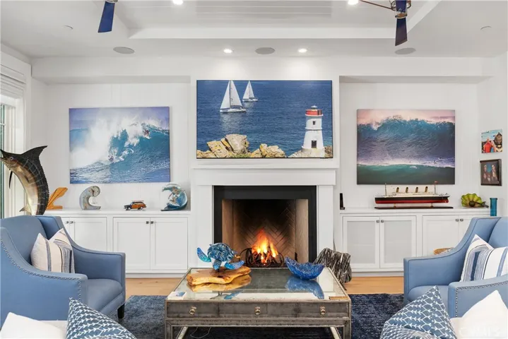 2149 E Ocean Boulevard, Newport Beach, California 92661