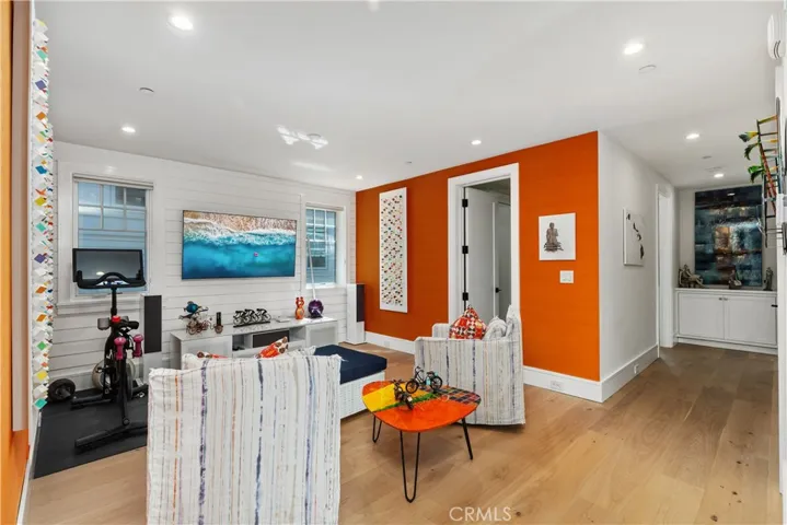 2149 E Ocean Boulevard, Newport Beach, California 92661