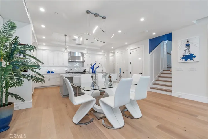 2149 E Ocean Boulevard, Newport Beach, California 92661