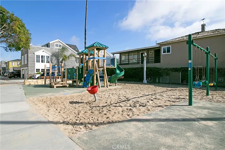 2149 E Ocean Boulevard, Newport Beach, California 92661