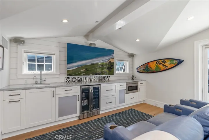 2149 E Ocean Boulevard, Newport Beach, California 92661