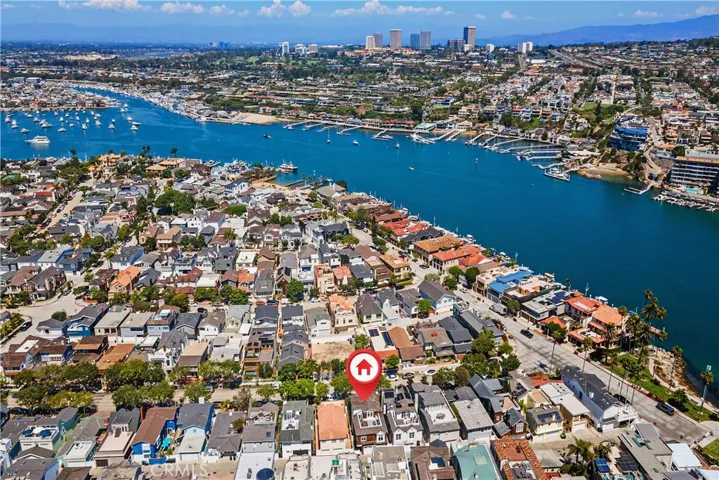 2149 E Ocean Boulevard, Newport Beach, California 92661