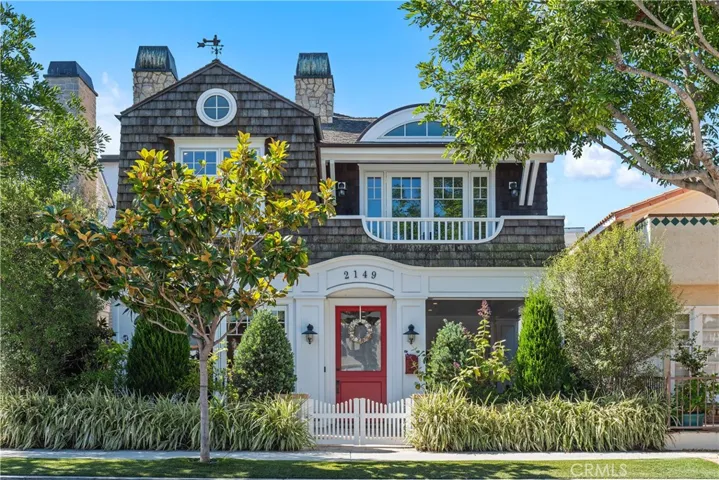 2149 E Ocean Boulevard, Newport Beach, California 92661
