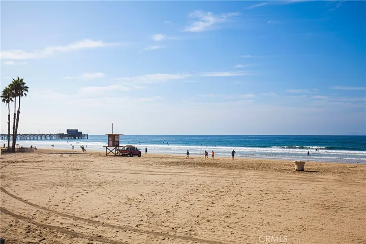 2149 E Ocean Boulevard, Newport Beach, California 92661