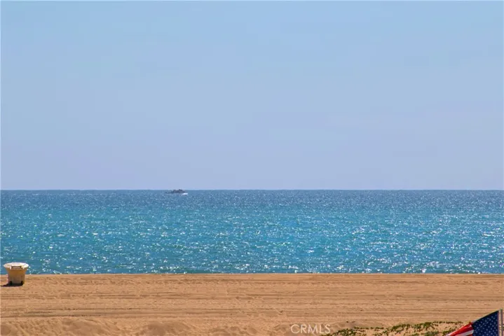 2149 E Ocean Boulevard, Newport Beach, California 92661