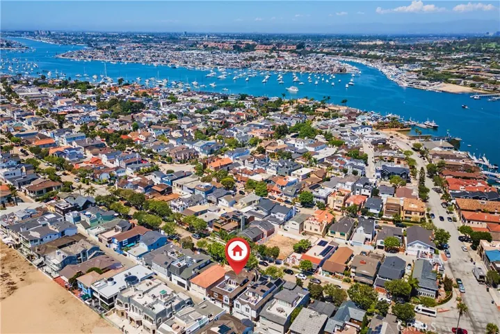 2149 E Ocean Boulevard, Newport Beach, California 92661