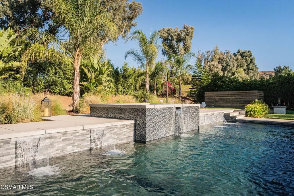 552 Longbranch Road, Simi Valley, California 93065 home-pic-54