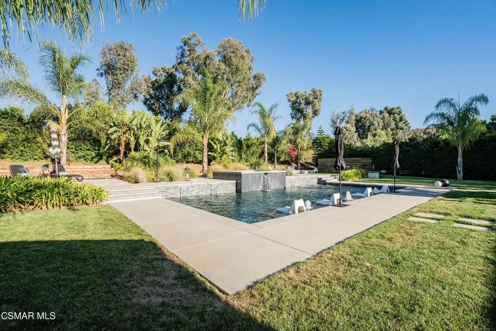 552 Longbranch Road, Simi Valley, California 93065 home-pic-53