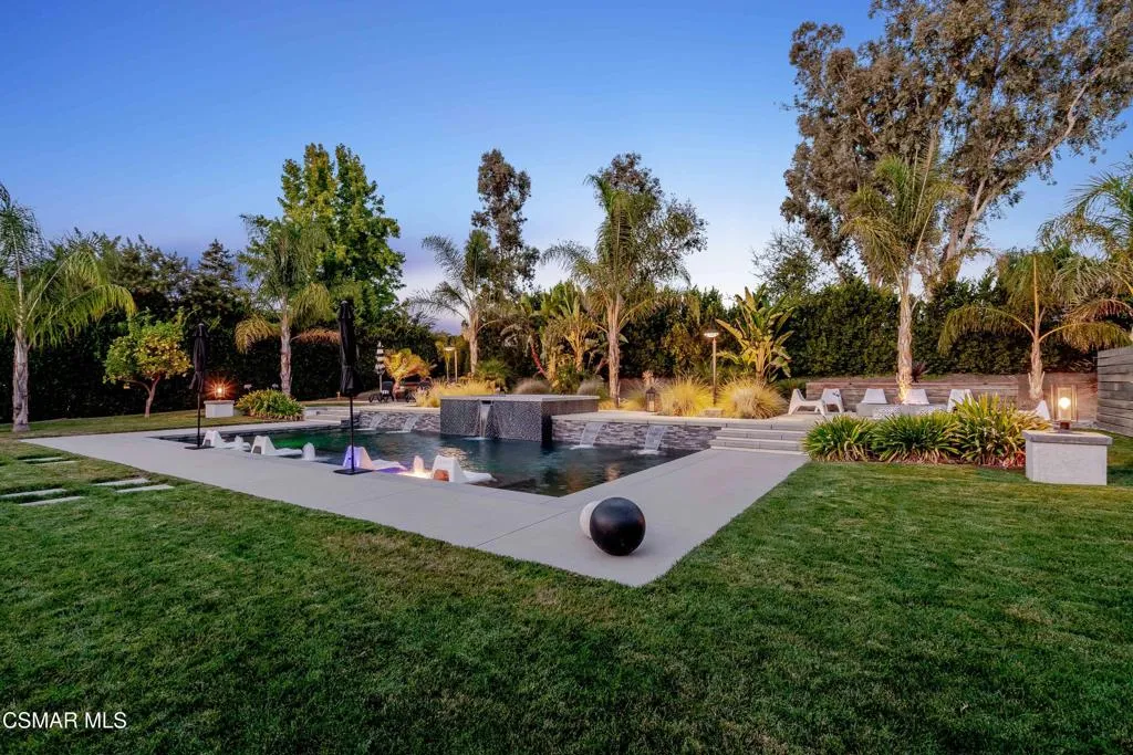 552 Longbranch Road, Simi Valley, California 93065 home-pic-43