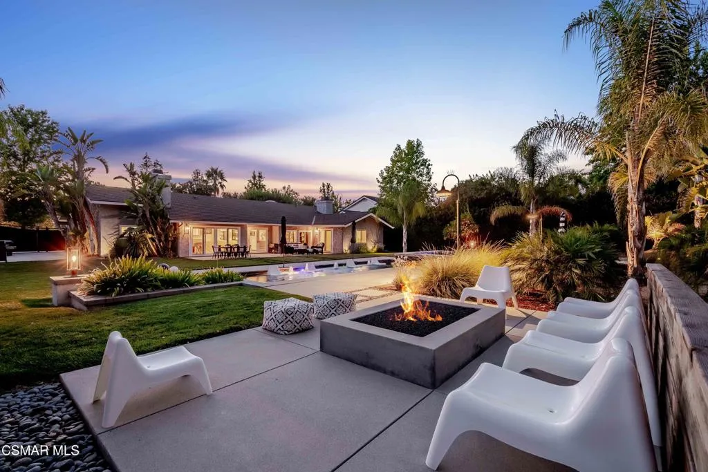 552 Longbranch Road, Simi Valley, California 93065 home-pic-40