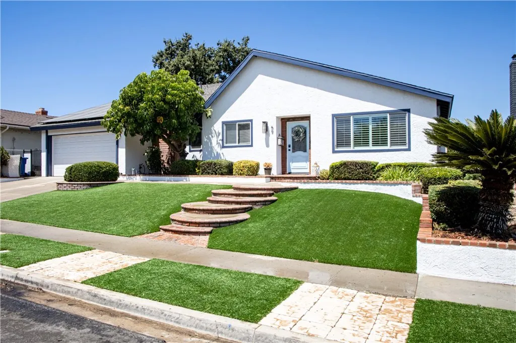 59 Sandra Court, Newbury Park, California 91320 home-pic-2