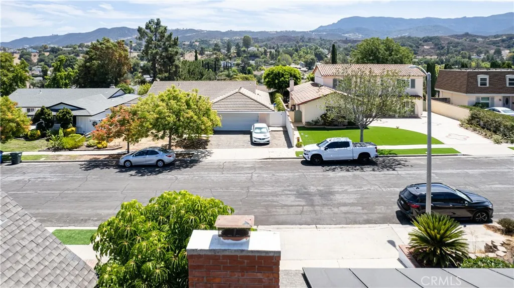 59 Sandra Court, Newbury Park, California 91320 home-pic-4