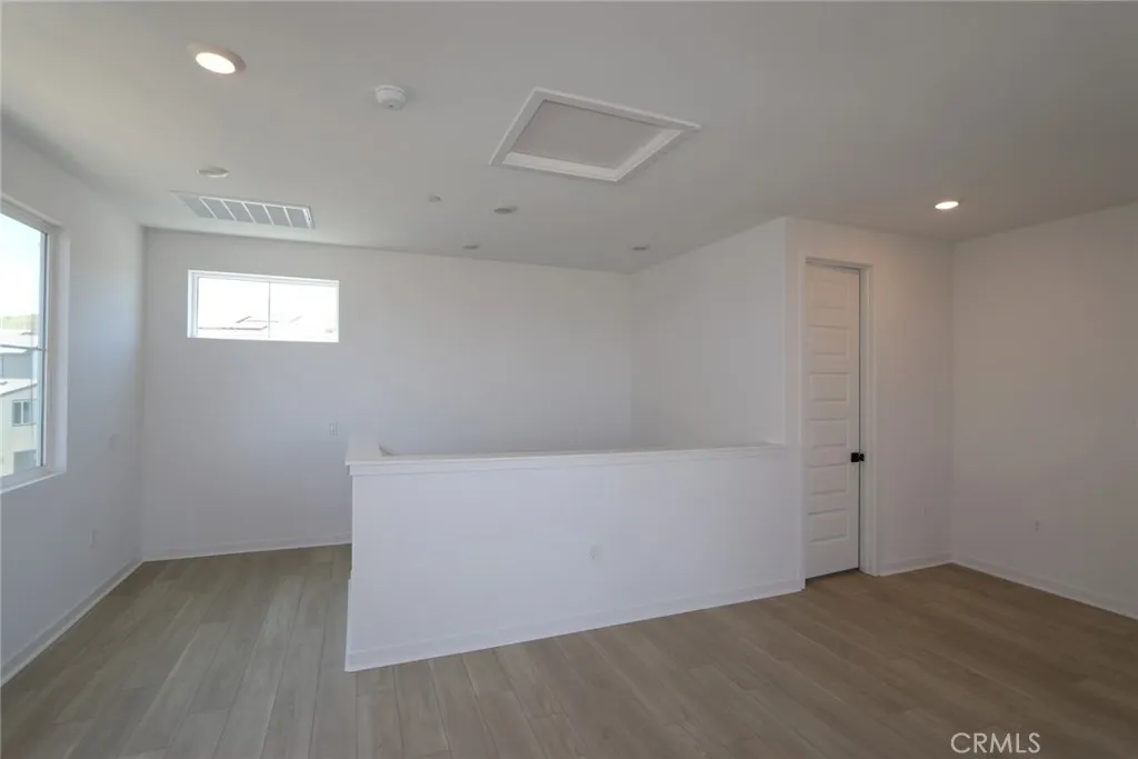 26969 Echo Mountain Way, Valencia, California 91381 home-pic-4