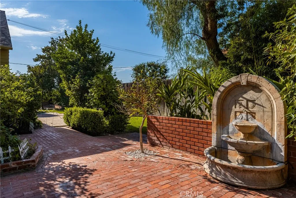 1166 N Handy Street, Orange, California 92867 home-pic-45