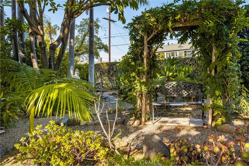 1166 N Handy Street, Orange, California 92867 home-pic-46