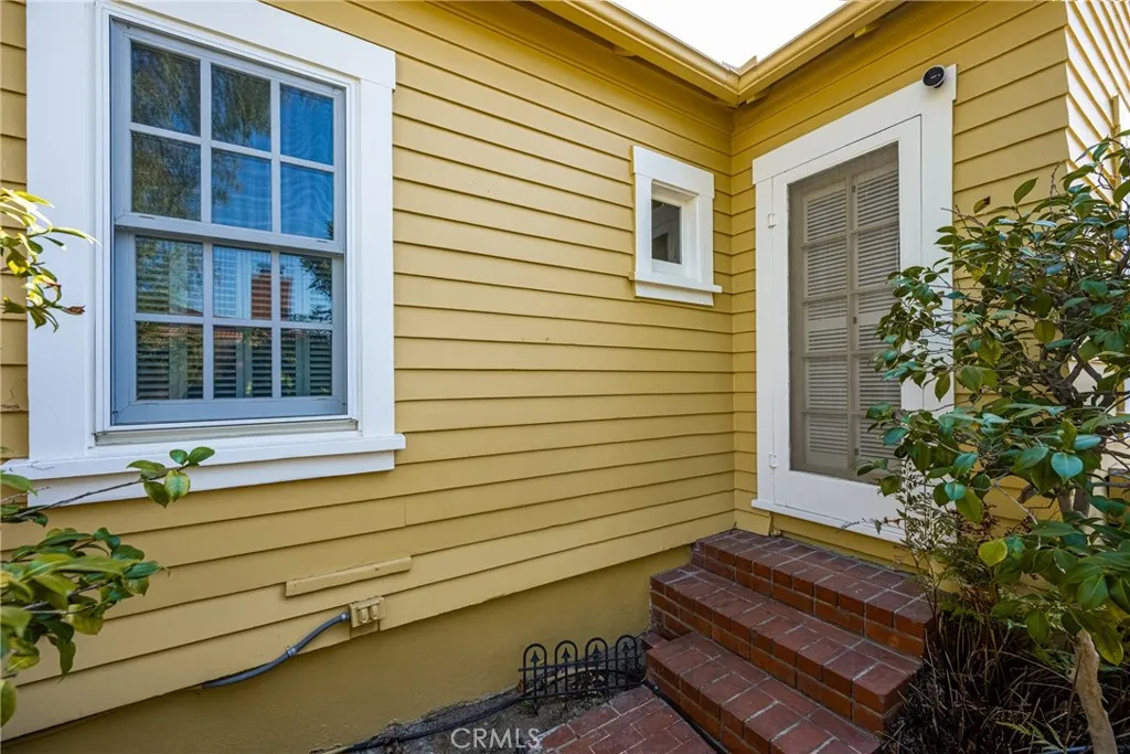 1166 N Handy Street, Orange, California 92867 home-pic-24