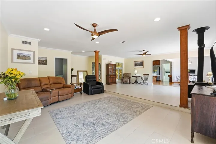171 Canada Sombre Road, La Habra Heights, California 90631
