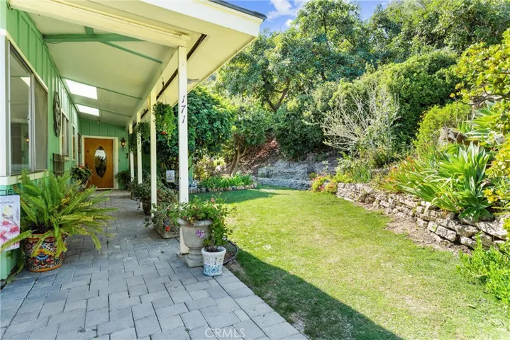 171 Canada Sombre Road, La Habra Heights, California 90631