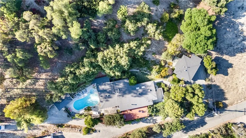 171 Canada Sombre Road, La Habra Heights, California 90631