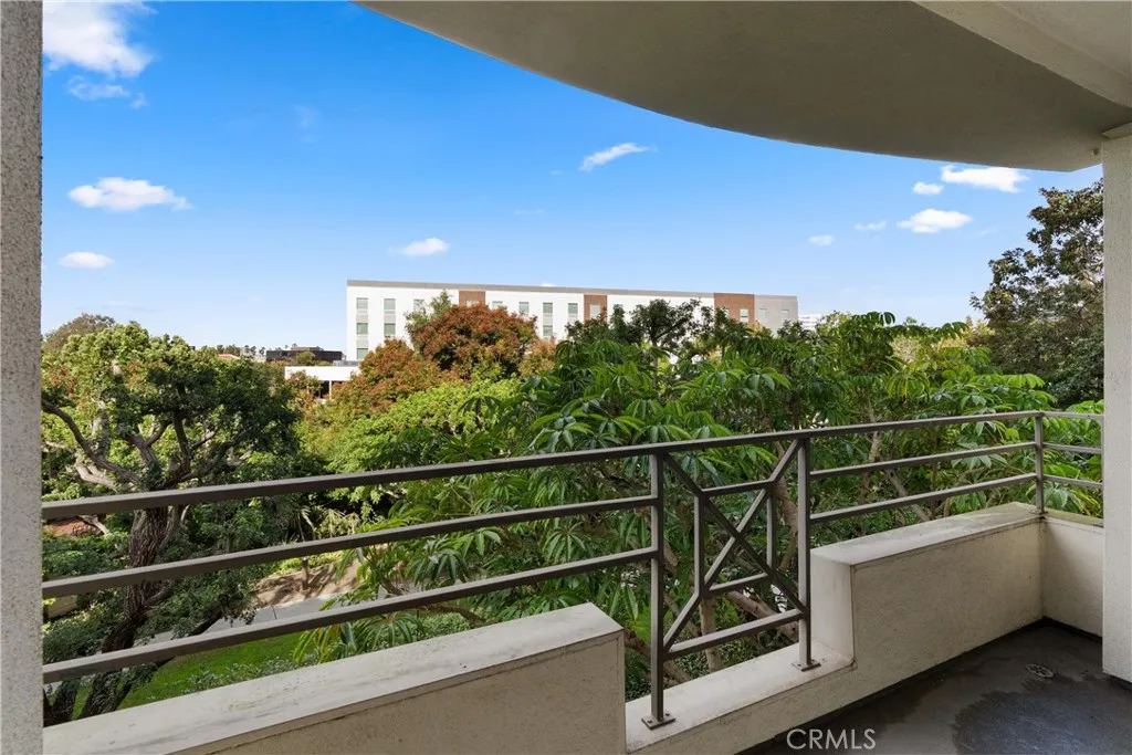 2243 Martin 207, Irvine, California 92612 home-pic-23