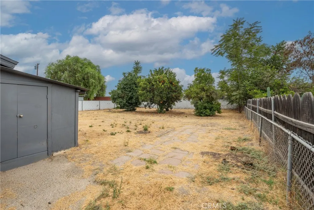 25481 6th Street, San Bernardino, California 92410 home-pic-14