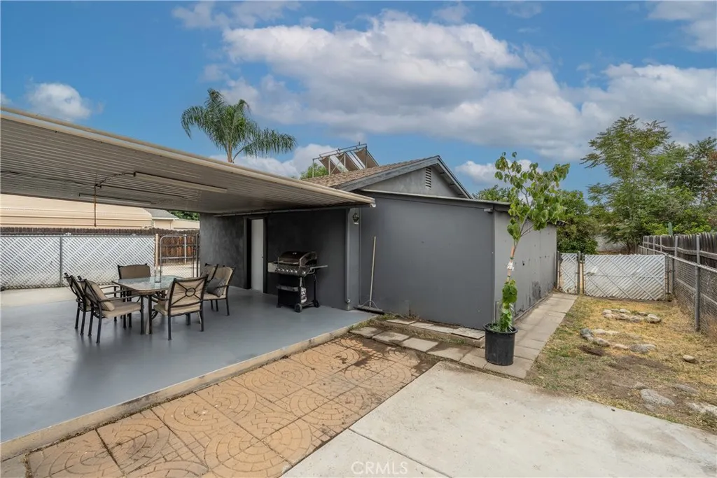 25481 6th Street, San Bernardino, California 92410 home-pic-1