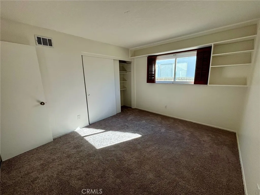 25451 Via Macarena, Valencia, California 91355 home-pic-14