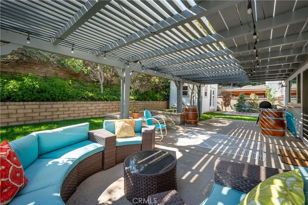 25451 Via Macarena, Valencia, California 91355 home-pic-20