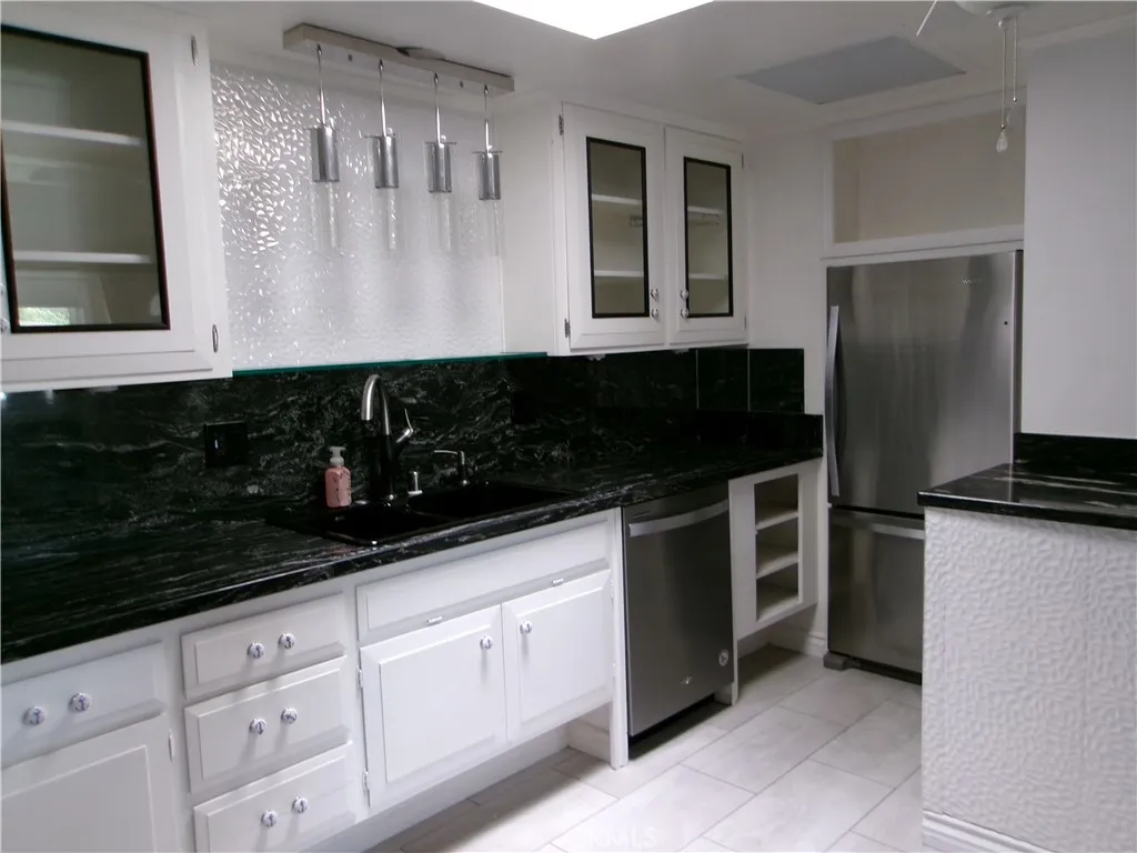 13121 Del Monte Dr., Seal Beach, California 90740 home-pic-8