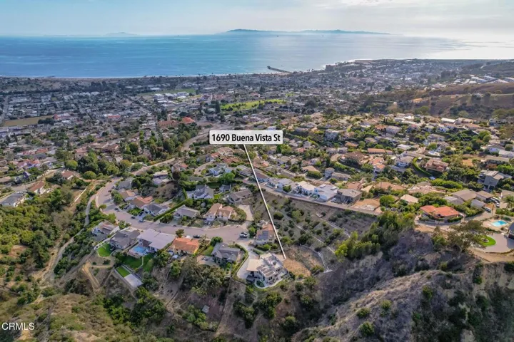 13 - 1690 Buena Vista St (aerial)