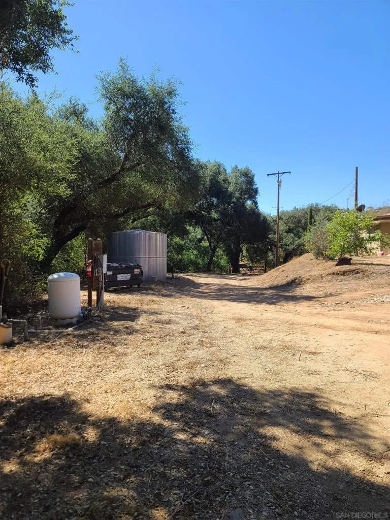 19360 Camino Vista Rd., Ramona, California 92065 home-pic-6