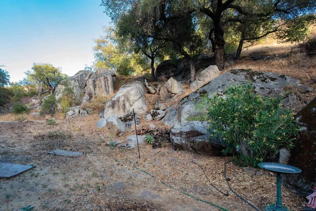 19360 Camino Vista Rd., Ramona, California 92065 home-pic-15