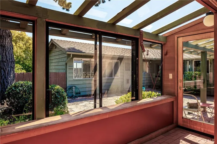 Studio, Sun Room