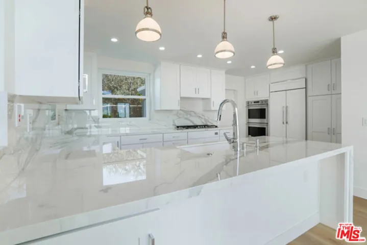 7263 Birdview Avenue, Malibu, California 90265