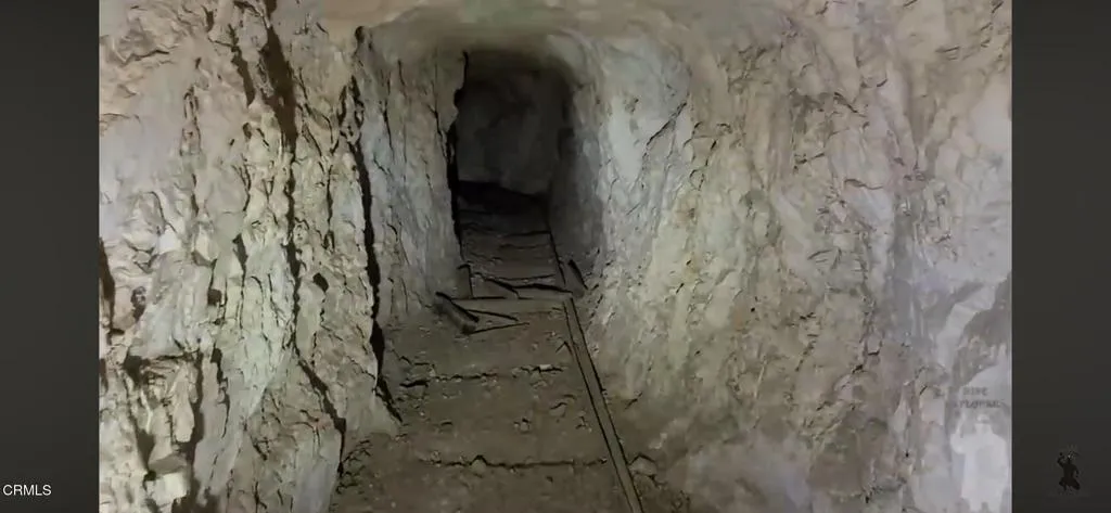 Inside Mine 9