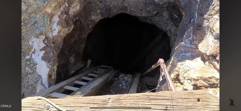 Inside Mine 10