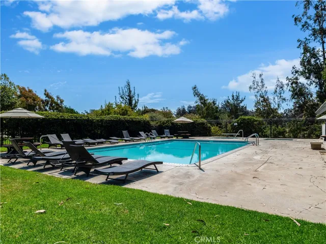 426 Parkview N, Santa Maria, California 93455