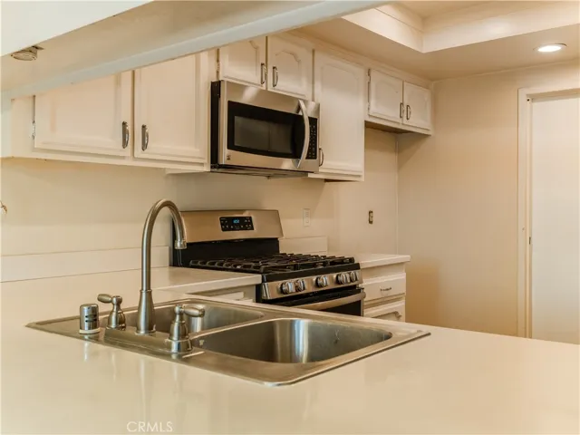 426 Parkview N, Santa Maria, California 93455