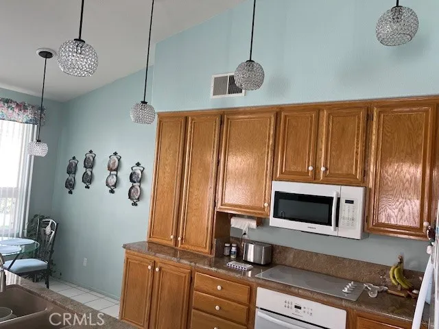 1534 Woodlands Drive, Banning, California 92220 home-pic-10
