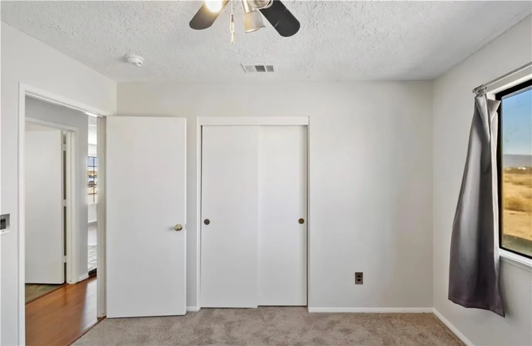 14022 Valle Vista Road, Phelan, California 92371 home-pic-15