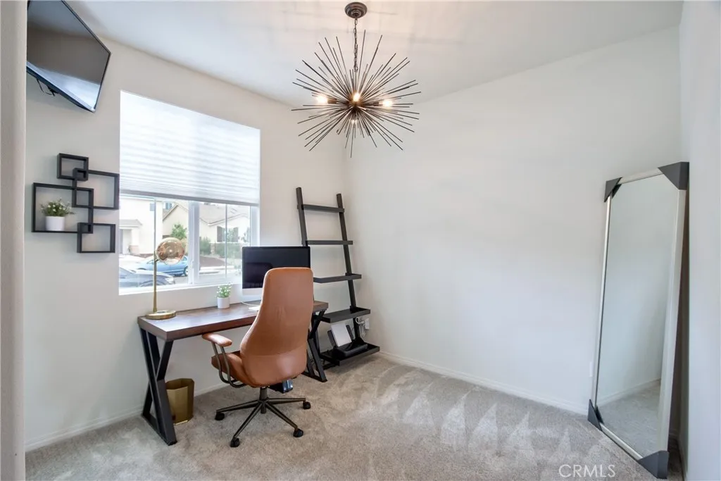 33063 Table Rock Drive, Winchester, California 92596 home-pic-16