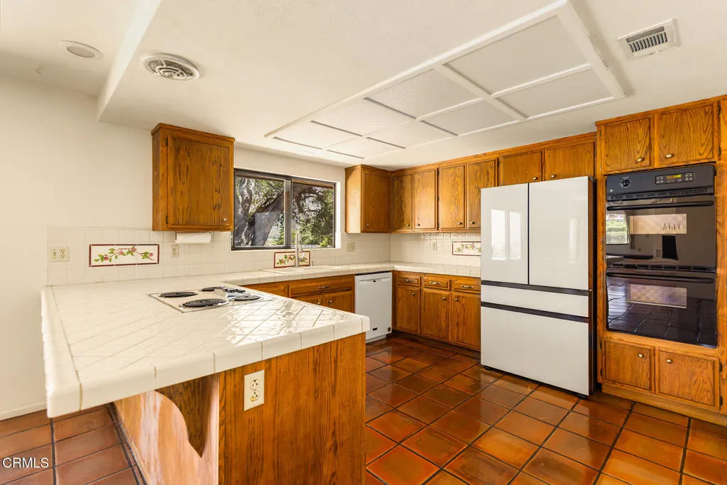 534 Fairview Road, Ojai, California 93023 home-pic-13