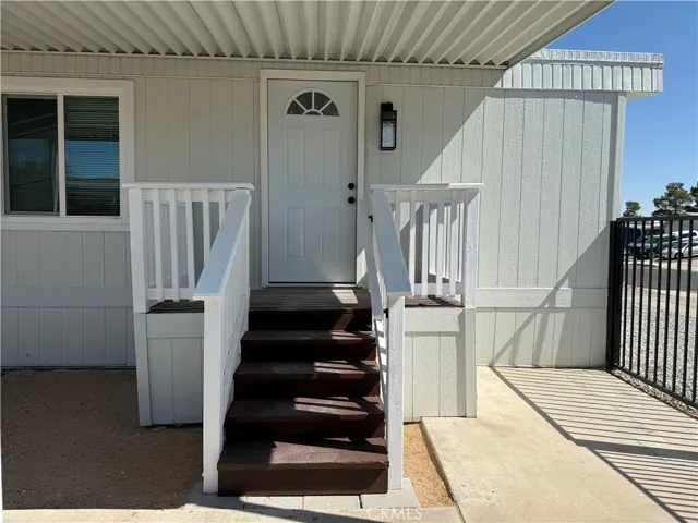13870 Riviera Drive, Victorville, California 92395