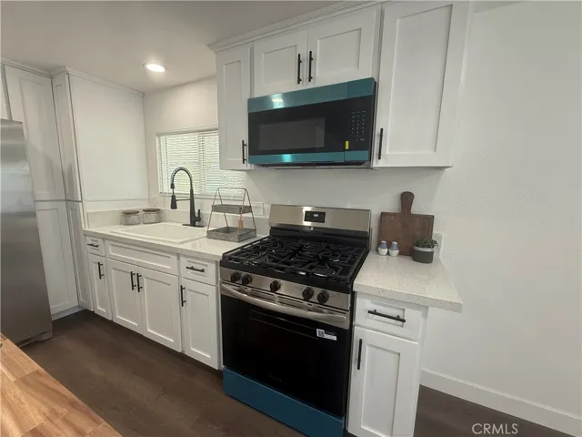 13870 Riviera Drive, Victorville, California 92395