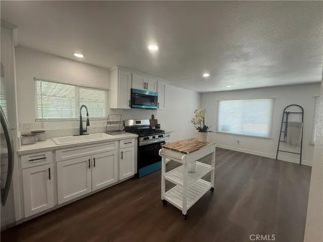 13870 Riviera Drive, Victorville, California 92395