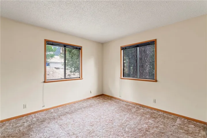 24259 Zurich Drive, Crestline, California 92325