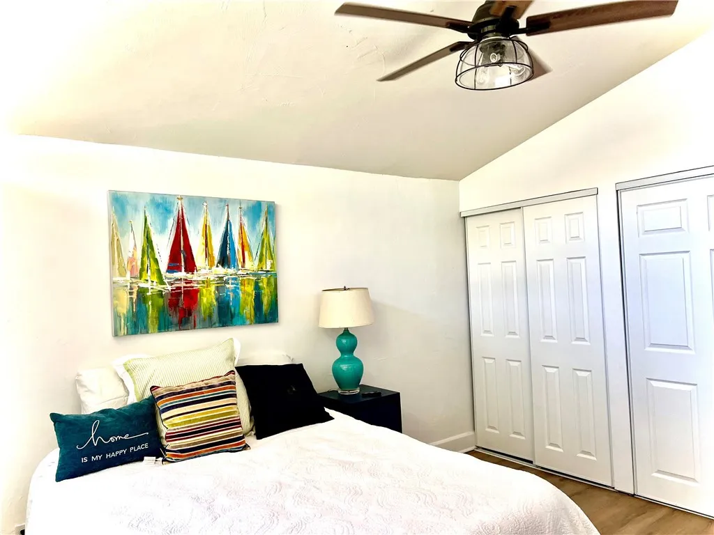 1767 W Chandeleur Drive, San Pedro, California 90732 home-pic-16